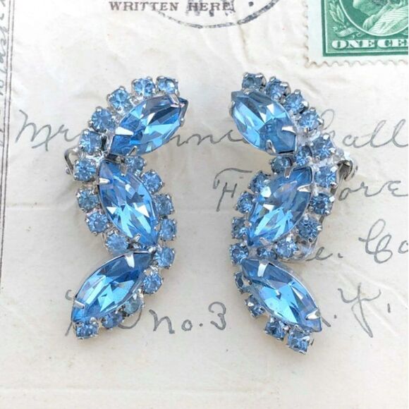 Vintage Light Blue Crystal Clip-on Earrings - Picture 1 of 6